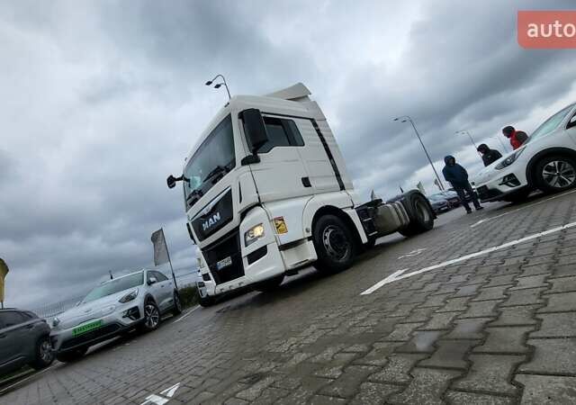 Белый МАН ТГКС, объемом двигателя 12.42 л и пробегом 764 тыс. км за 16000 $, фото 5 на Automoto.ua