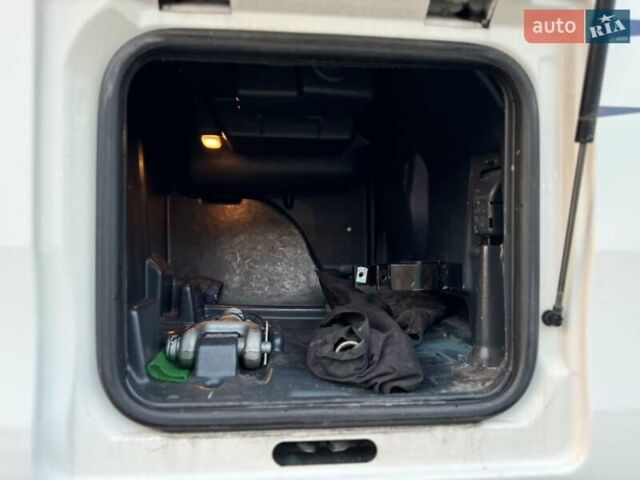 Белый МАН ТГКС, объемом двигателя 0 л и пробегом 996 тыс. км за 18300 $, фото 92 на Automoto.ua