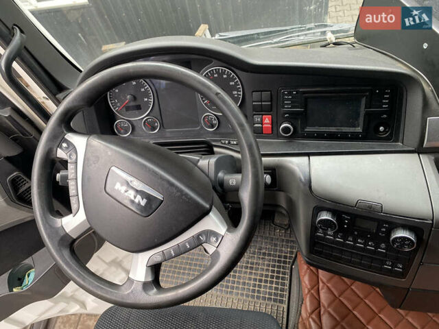 Белый МАН ТГКС, объемом двигателя 12.42 л и пробегом 890 тыс. км за 14700 $, фото 4 на Automoto.ua