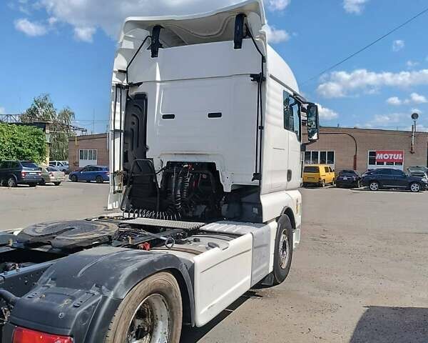 Белый МАН ТГКС, объемом двигателя 12.42 л и пробегом 120 тыс. км за 21000 $, фото 2 на Automoto.ua