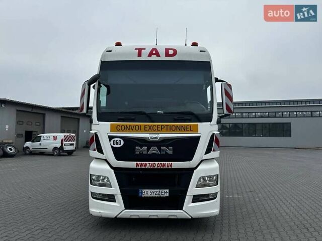 Белый МАН ТГКС, объемом двигателя 12.42 л и пробегом 865 тыс. км за 16500 $, фото 1 на Automoto.ua