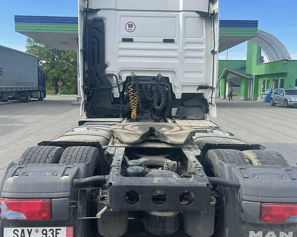 Белый МАН ТГКС, объемом двигателя 12.42 л и пробегом 730 тыс. км за 18500 $, фото 5 на Automoto.ua
