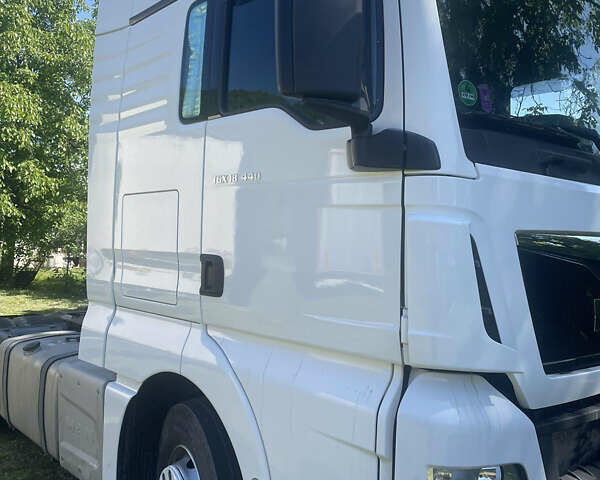 Белый МАН ТГКС, объемом двигателя 12.42 л и пробегом 730 тыс. км за 19000 $, фото 11 на Automoto.ua