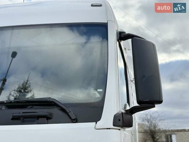 Белый МАН ТГКС, объемом двигателя 0 л и пробегом 690 тыс. км за 22900 $, фото 5 на Automoto.ua