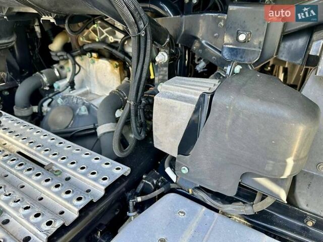 Белый МАН ТГКС, объемом двигателя 0 л и пробегом 600 тыс. км за 27999 $, фото 85 на Automoto.ua