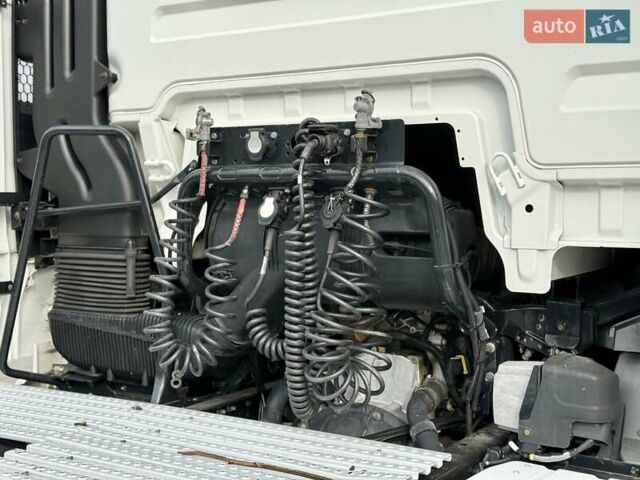 МАН ТГКС 2017 у Рівному на Automoto.ua Білий МАН ТГКС, об'ємом двигуна 0 л та пробігом 762 тис. км за 22900 $, фото 10 на Automoto.ua
