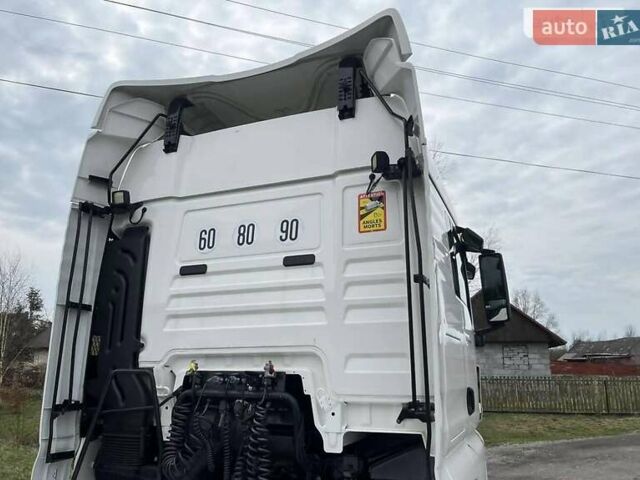 Белый МАН ТГКС, объемом двигателя 12.5 л и пробегом 677 тыс. км за 30999 $, фото 4 на Automoto.ua