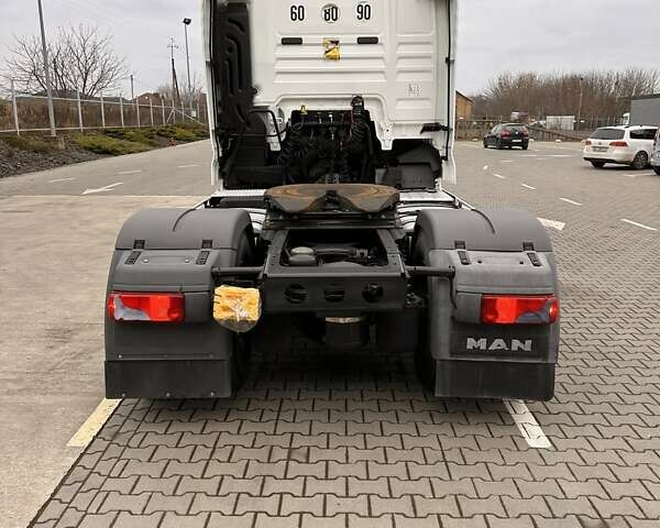 Белый МАН ТГКС, объемом двигателя 12.4 л и пробегом 1 тыс. км за 22000 $, фото 5 на Automoto.ua