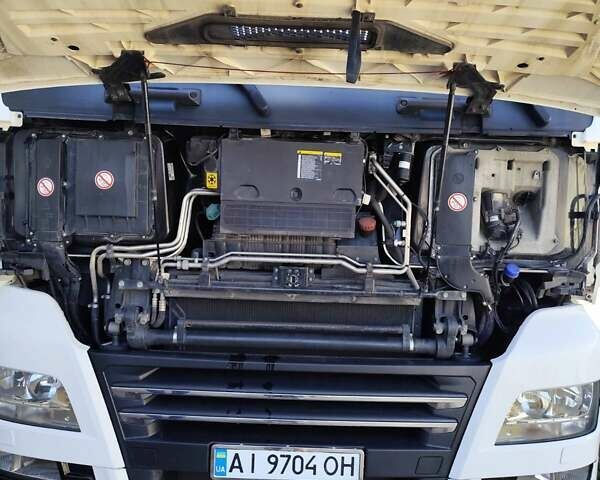 Белый МАН ТГКС, объемом двигателя 12.4 л и пробегом 731 тыс. км за 28500 $, фото 3 на Automoto.ua