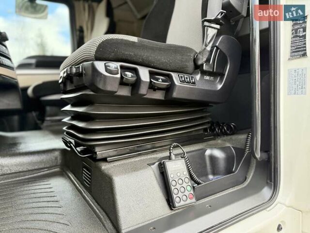 Белый МАН ТГКС, объемом двигателя 0 л и пробегом 690 тыс. км за 22900 $, фото 21 на Automoto.ua