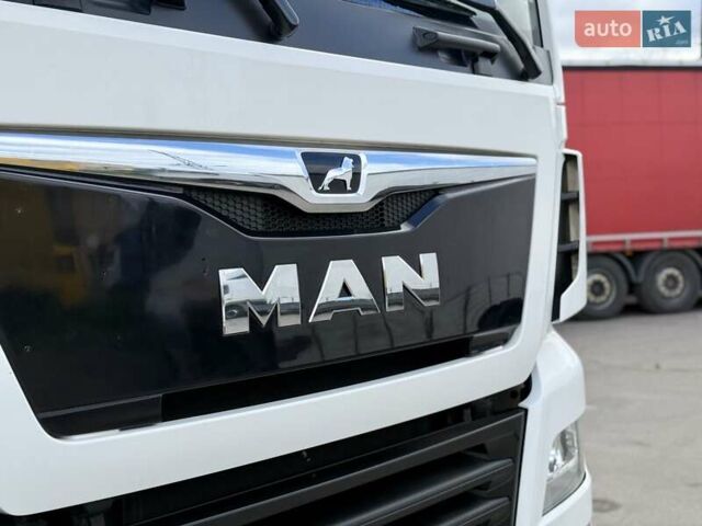 Белый МАН ТГКС, объемом двигателя 0 л и пробегом 690 тыс. км за 22900 $, фото 7 на Automoto.ua