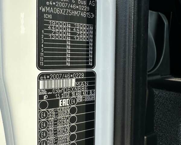 Белый МАН ТГКС, объемом двигателя 12.4 л и пробегом 1 тыс. км за 22000 $, фото 13 на Automoto.ua