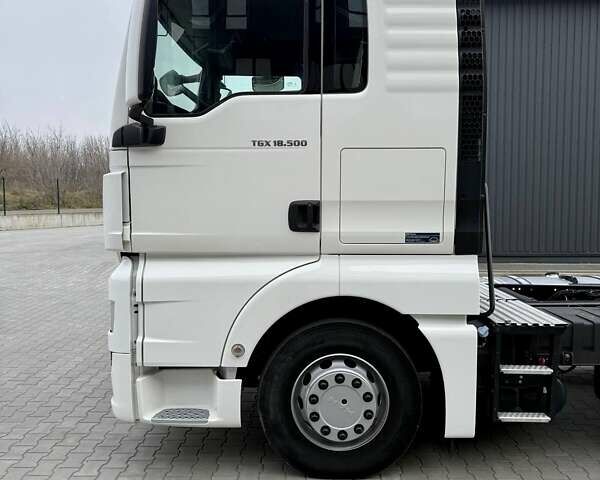 Білий МАН ТГКС, об'ємом двигуна 0 л та пробігом 400 тис. км за 33999 $, фото 13 на Automoto.ua