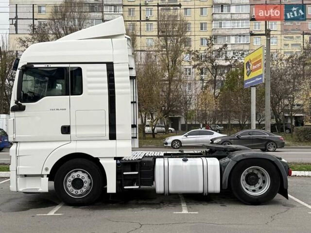 Белый МАН ТГКС, объемом двигателя 12.42 л и пробегом 760 тыс. км за 29800 $, фото 2 на Automoto.ua