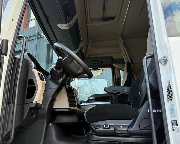 Белый МАН ТГКС, объемом двигателя 12.9 л и пробегом 390 тыс. км за 35999 $, фото 131 на Automoto.ua