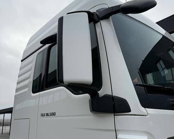 Білий МАН ТГКС, об'ємом двигуна 0 л та пробігом 400 тис. км за 33999 $, фото 48 на Automoto.ua