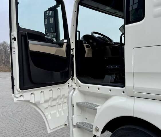 Білий МАН ТГКС, об'ємом двигуна 0 л та пробігом 400 тис. км за 33999 $, фото 75 на Automoto.ua