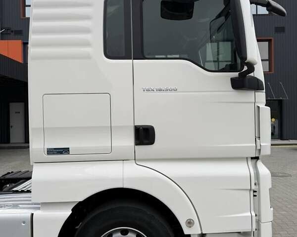 Білий МАН ТГКС, об'ємом двигуна 0 л та пробігом 400 тис. км за 33999 $, фото 129 на Automoto.ua