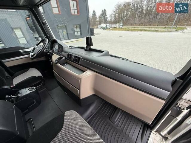 Білий МАН ТГКС, об'ємом двигуна 0 л та пробігом 400 тис. км за 33999 $, фото 121 на Automoto.ua