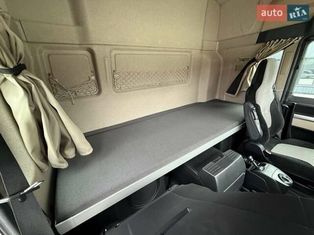 Білий МАН ТГКС, об'ємом двигуна 0 л та пробігом 400 тис. км за 33999 $, фото 122 на Automoto.ua