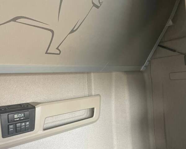 Белый МАН ТГКС, объемом двигателя 12.42 л и пробегом 500 тыс. км за 31000 $, фото 3 на Automoto.ua