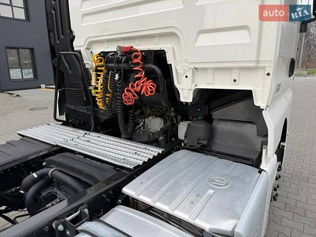 Білий МАН ТГКС, об'ємом двигуна 0 л та пробігом 400 тис. км за 33999 $, фото 11 на Automoto.ua