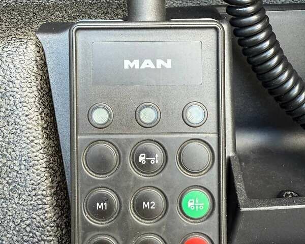 Белый МАН ТГКС, объемом двигателя 12.9 л и пробегом 390 тыс. км за 35999 $, фото 130 на Automoto.ua