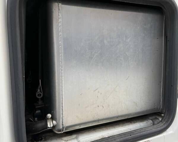 Білий МАН ТГКС, об'ємом двигуна 0 л та пробігом 400 тис. км за 33999 $, фото 57 на Automoto.ua