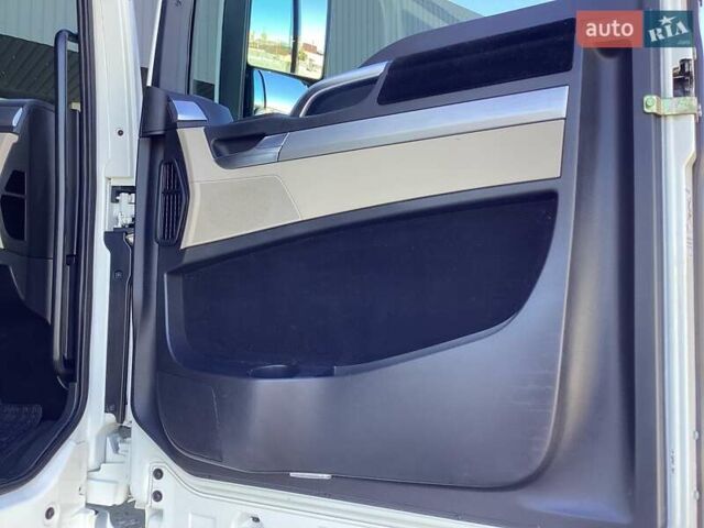 Белый МАН ТГКС, объемом двигателя 0 л и пробегом 600 тыс. км за 31500 $, фото 35 на Automoto.ua