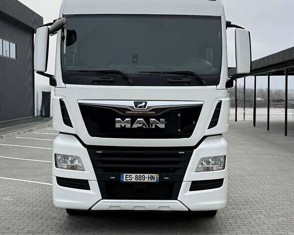 Білий МАН ТГКС, об'ємом двигуна 0 л та пробігом 400 тис. км за 33999 $, фото 59 на Automoto.ua