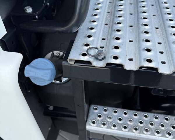 Белый МАН ТГКС, объемом двигателя 12.9 л и пробегом 390 тыс. км за 36999 $, фото 86 на Automoto.ua