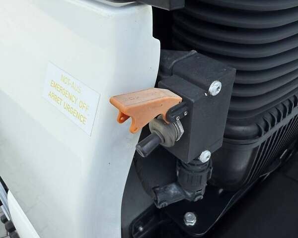 Белый МАН ТГКС, объемом двигателя 12.9 л и пробегом 390 тыс. км за 36999 $, фото 4 на Automoto.ua