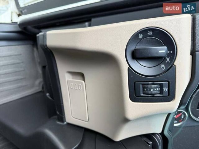 Белый МАН ТГКС, объемом двигателя 0 л и пробегом 400 тыс. км за 35999 $, фото 87 на Automoto.ua