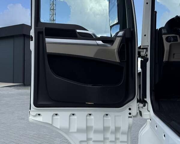 Белый МАН ТГКС, объемом двигателя 12.9 л и пробегом 390 тыс. км за 36999 $, фото 128 на Automoto.ua