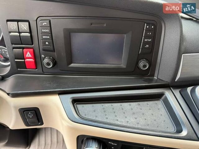 Белый МАН ТГКС, объемом двигателя 12.9 л и пробегом 390 тыс. км за 36999 $, фото 142 на Automoto.ua