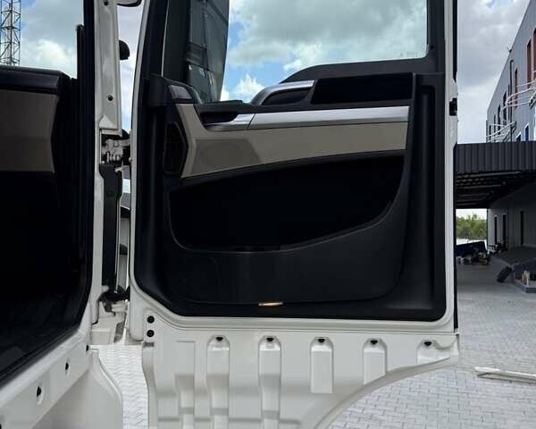 Белый МАН ТГКС, объемом двигателя 12.9 л и пробегом 390 тыс. км за 36999 $, фото 174 на Automoto.ua