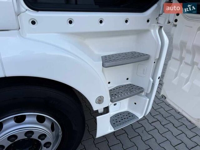 Белый МАН ТГКС, объемом двигателя 0 л и пробегом 400 тыс. км за 35999 $, фото 114 на Automoto.ua