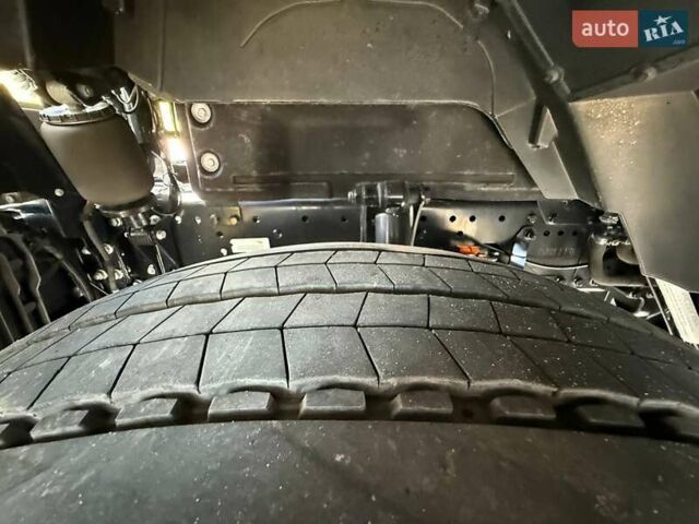 Белый МАН ТГКС, объемом двигателя 12.9 л и пробегом 390 тыс. км за 36999 $, фото 104 на Automoto.ua