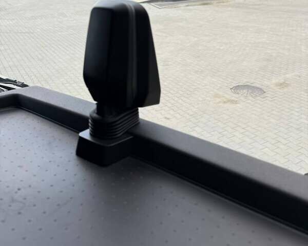 Белый МАН ТГКС, объемом двигателя 12.9 л и пробегом 390 тыс. км за 36999 $, фото 186 на Automoto.ua