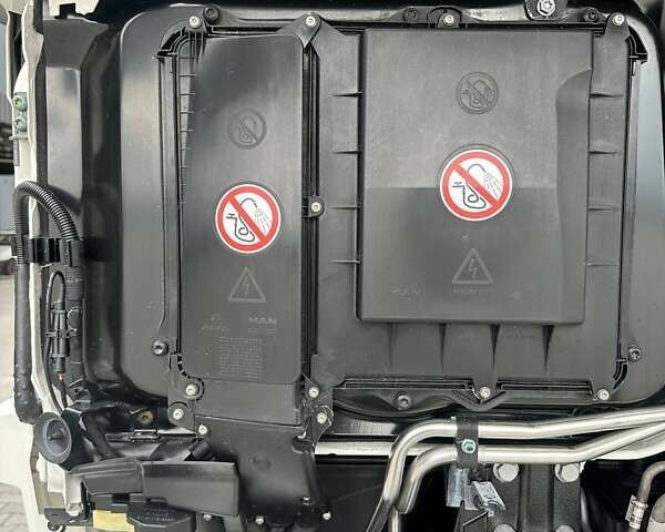 Білий МАН ТГКС, об'ємом двигуна 0 л та пробігом 450 тис. км за 39999 $, фото 21 на Automoto.ua