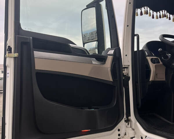 Білий МАН ТГКС, об'ємом двигуна 12.42 л та пробігом 525 тис. км за 50529 $, фото 13 на Automoto.ua