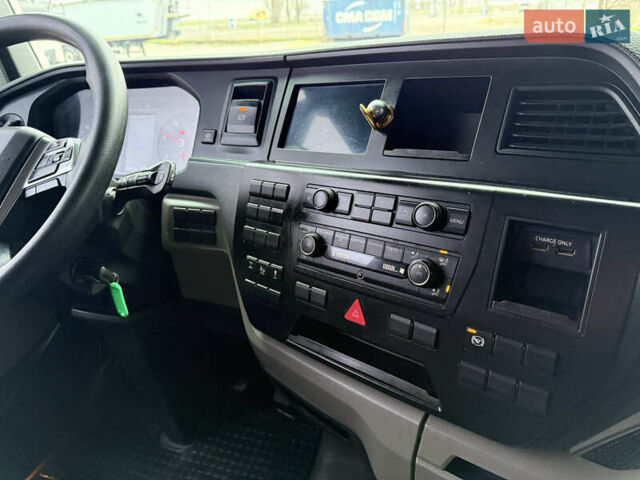 Белый МАН ТГКС, объемом двигателя 10.52 л и пробегом 321 тыс. км за 72000 $, фото 24 на Automoto.ua