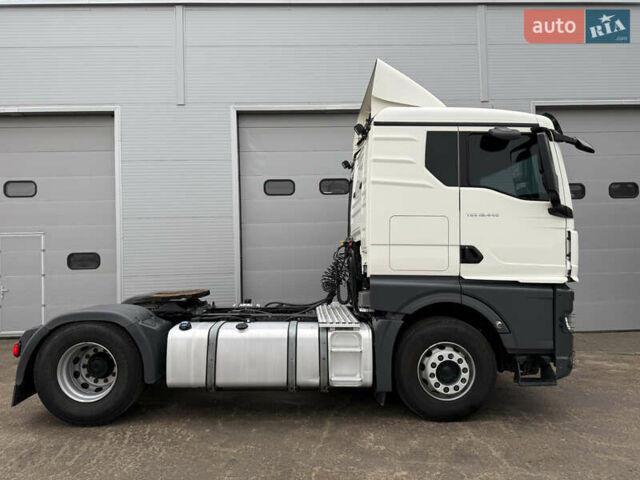 Белый МАН ТГКС, объемом двигателя 10.52 л и пробегом 321 тыс. км за 72000 $, фото 3 на Automoto.ua