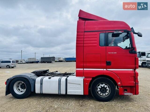 Красный МАН ТГКС, объемом двигателя 12.42 л и пробегом 850 тыс. км за 25000 $, фото 3 на Automoto.ua