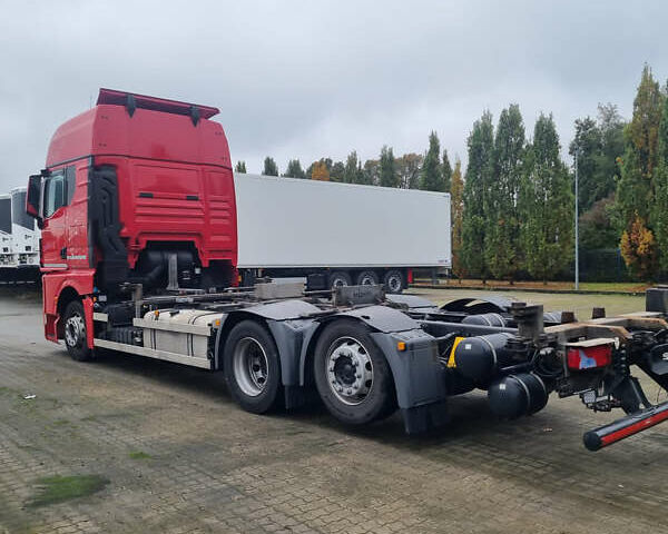 Красный МАН ТГКС, объемом двигателя 0 л и пробегом 435 тыс. км за 69500 $, фото 2 на Automoto.ua