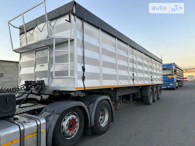 Красный МАН ТГКС, объемом двигателя 12.42 л и пробегом 700 тыс. км за 37000 $, фото 2 на Automoto.ua