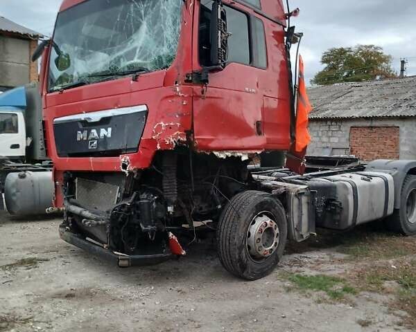 Красный МАН ТГКС, объемом двигателя 10.52 л и пробегом 130 тыс. км за 4000 $, фото 1 на Automoto.ua