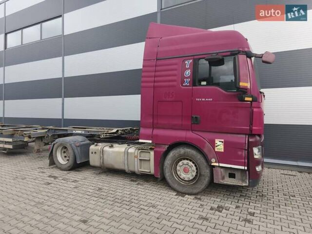 Красный МАН ТГКС, объемом двигателя 10.52 л и пробегом 999 тыс. км за 10500 $, фото 2 на Automoto.ua