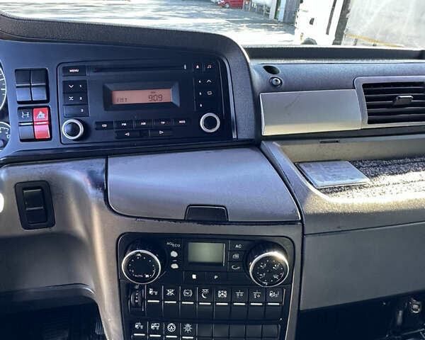 Красный МАН ТГКС, объемом двигателя 10.52 л и пробегом 652 тыс. км за 16300 $, фото 7 на Automoto.ua