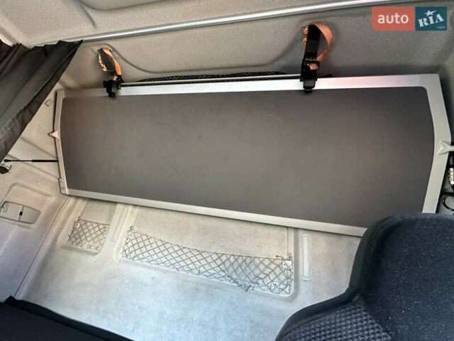 Красный МАН ТГКС, объемом двигателя 10.52 л и пробегом 652 тыс. км за 16300 $, фото 19 на Automoto.ua